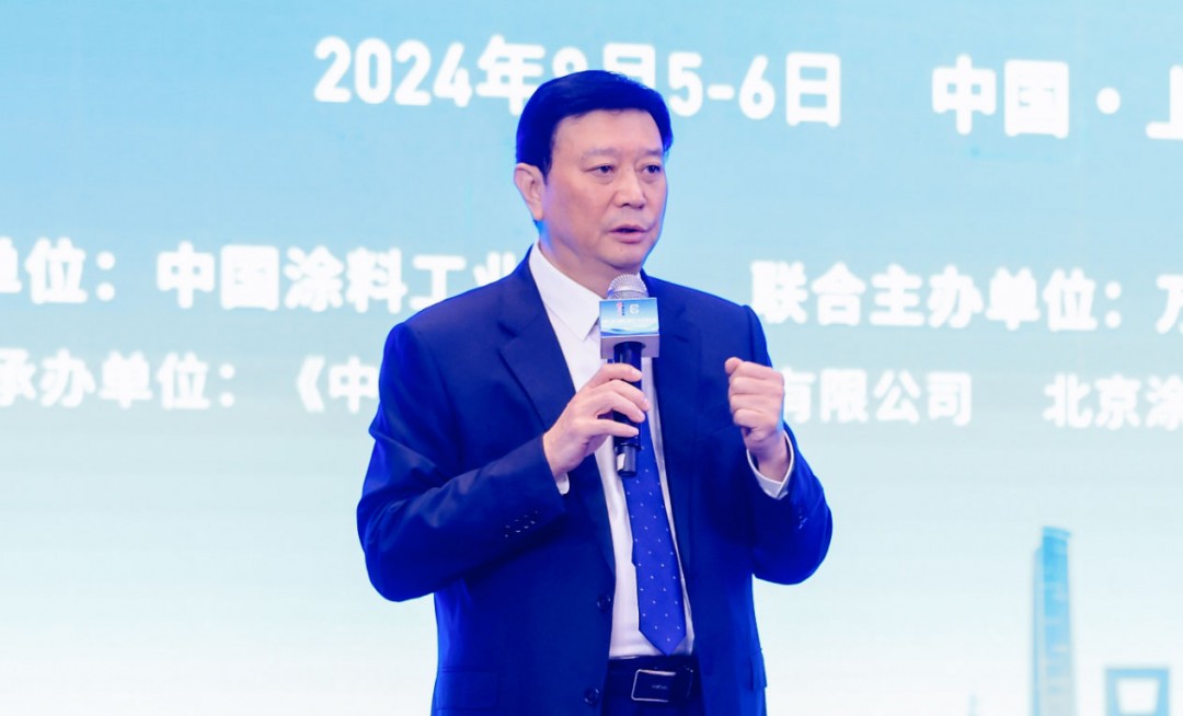 中國(guó)涂料工業(yè)協(xié)會(huì)會(huì)長(zhǎng)劉普軍致辭